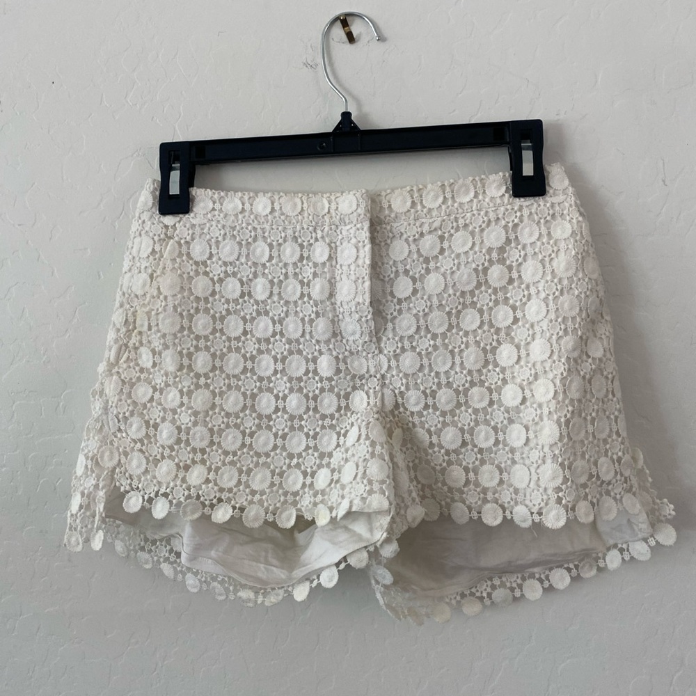 white elie tahari shorts
